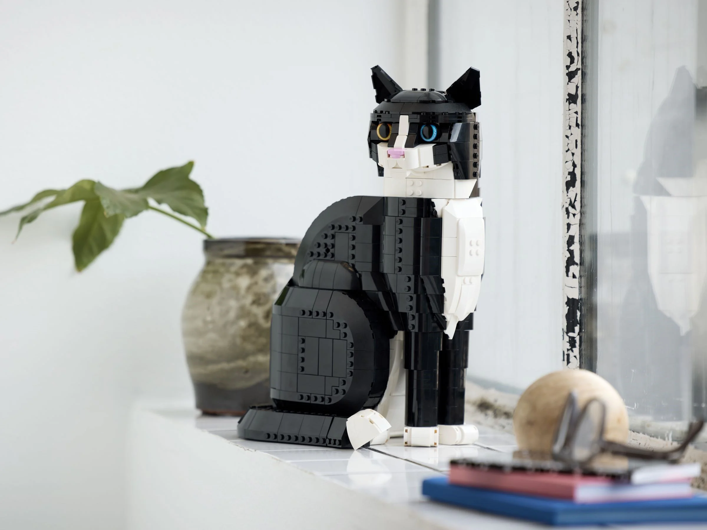 Tuxedo Cat 乐高 LEGO 21349 image 8