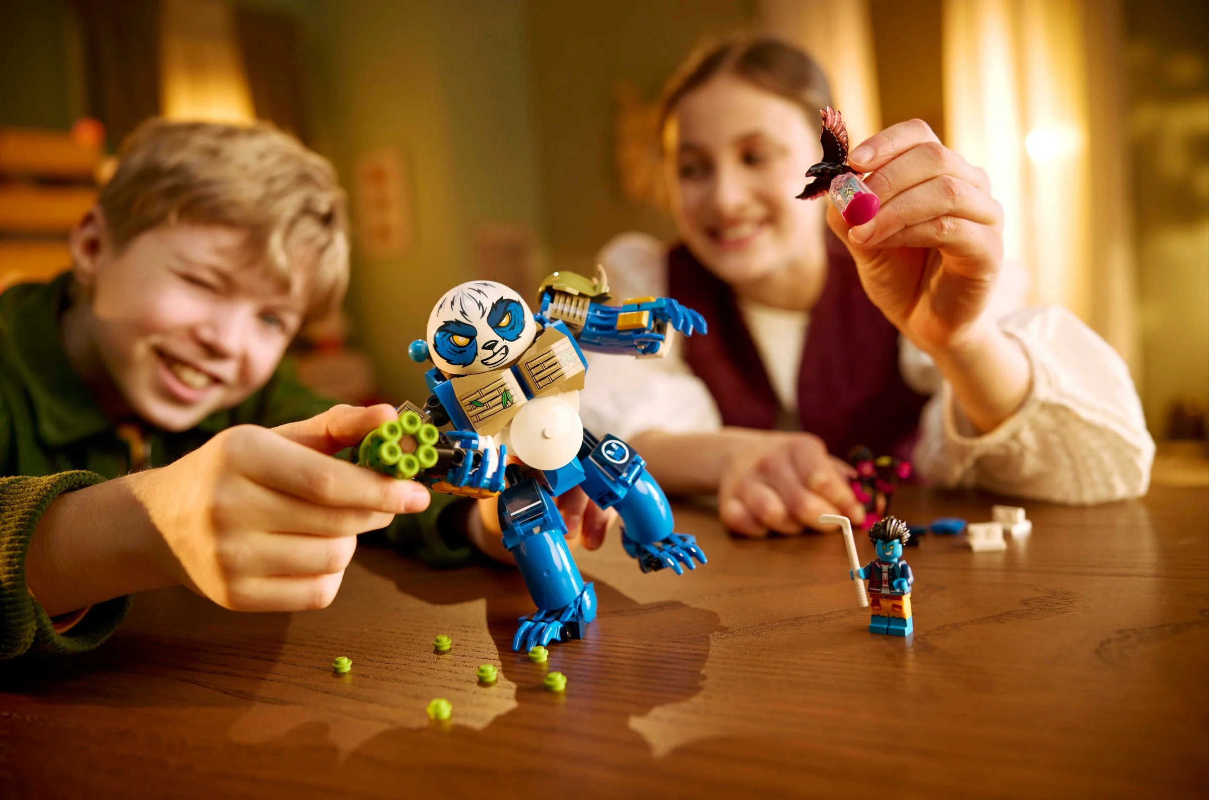 Logan and Mighty Panda 乐高 LEGO 71480 image 4