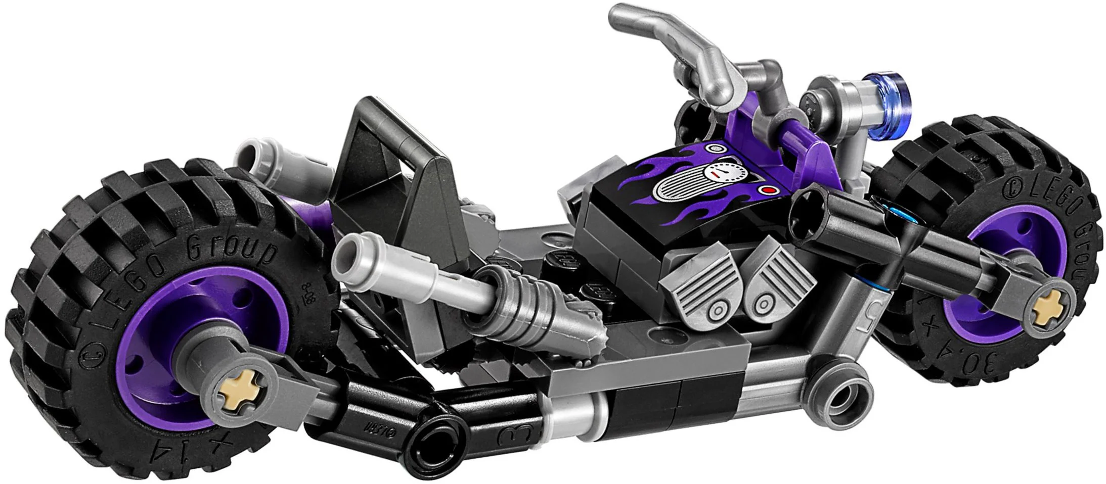 Cat Woman Motorbike Chase 10627 image 3