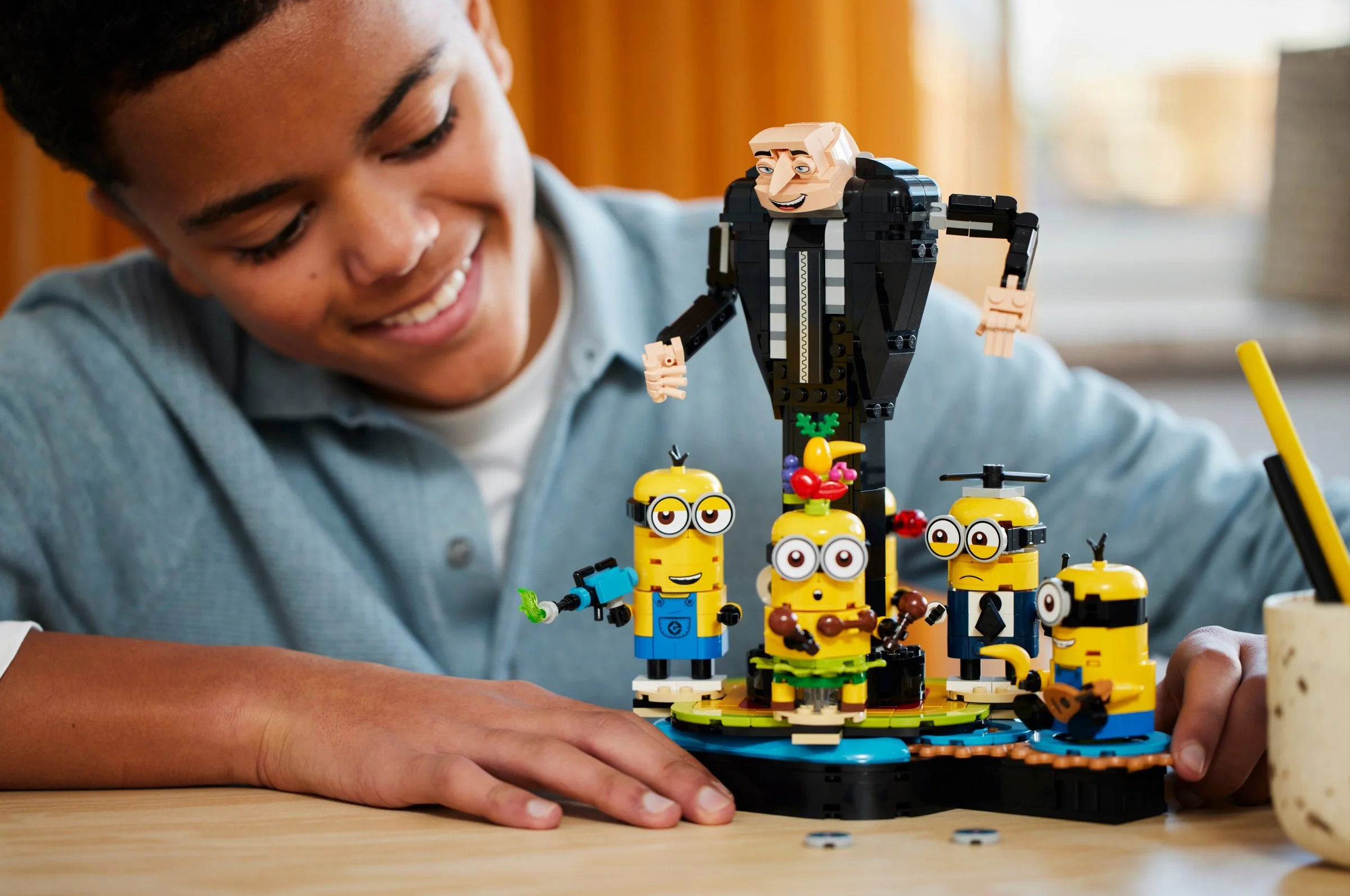 God steals Dad 4: Gru and Yellow 乐高 LEGO 75582 image 5