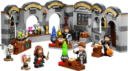 Hogwarts Castle: Magic lessons