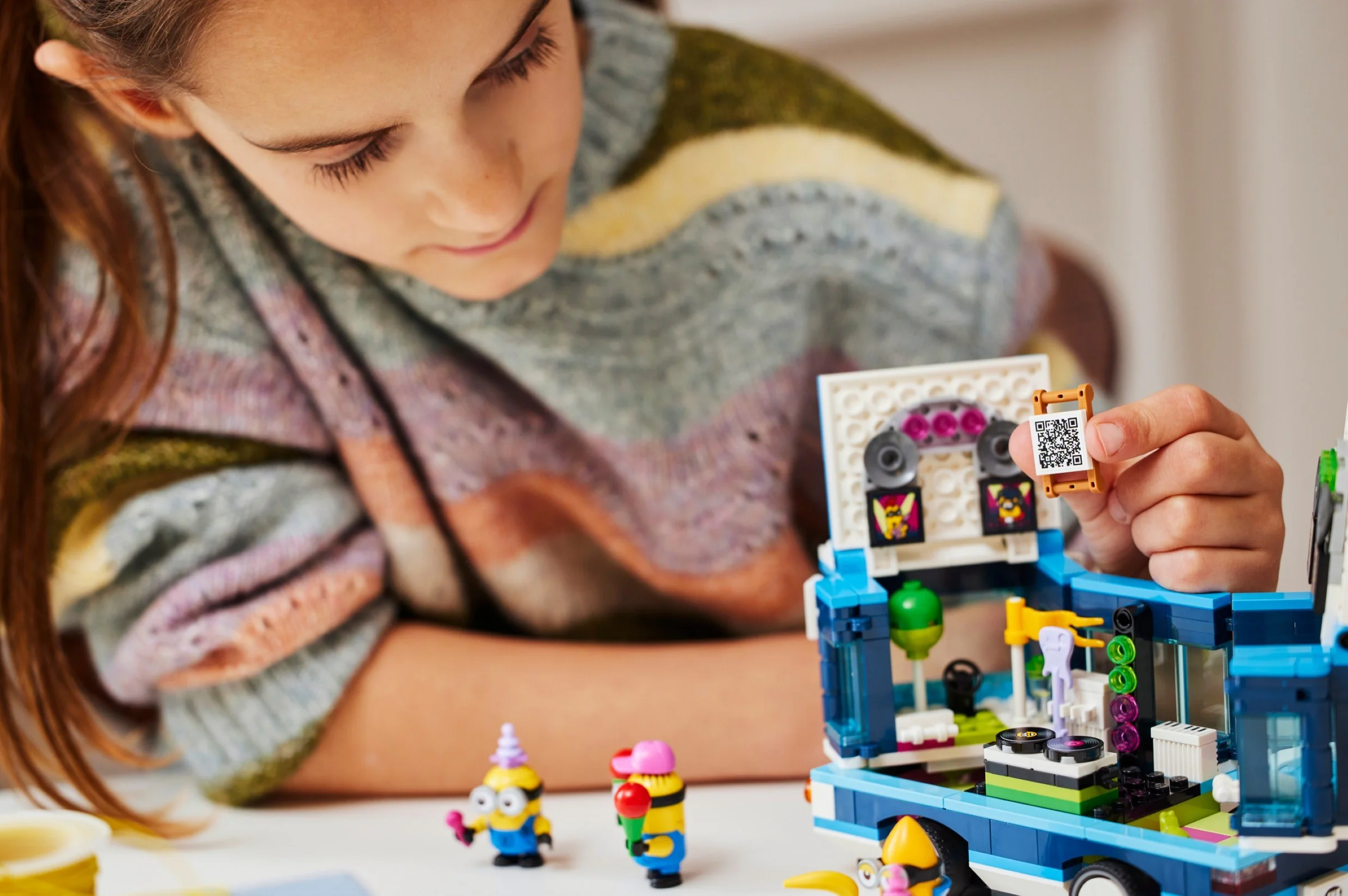God steals Daddy 4: Little Yellow Party bus 乐高 LEGO 75581 image 8