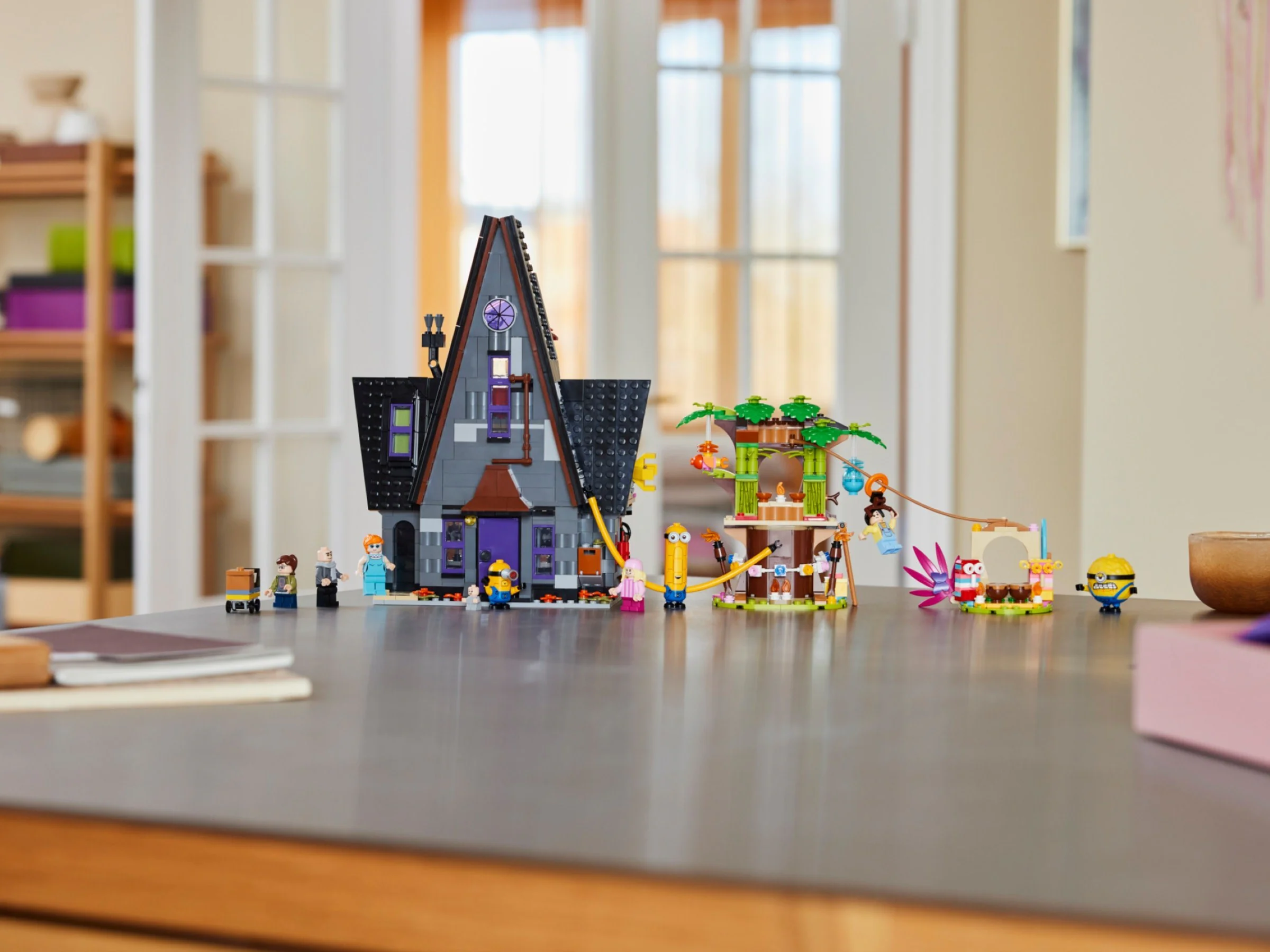 God steals Dad 4: Little Yellow Man and Gru's mansion 乐高 LEGO 75583 image 9
