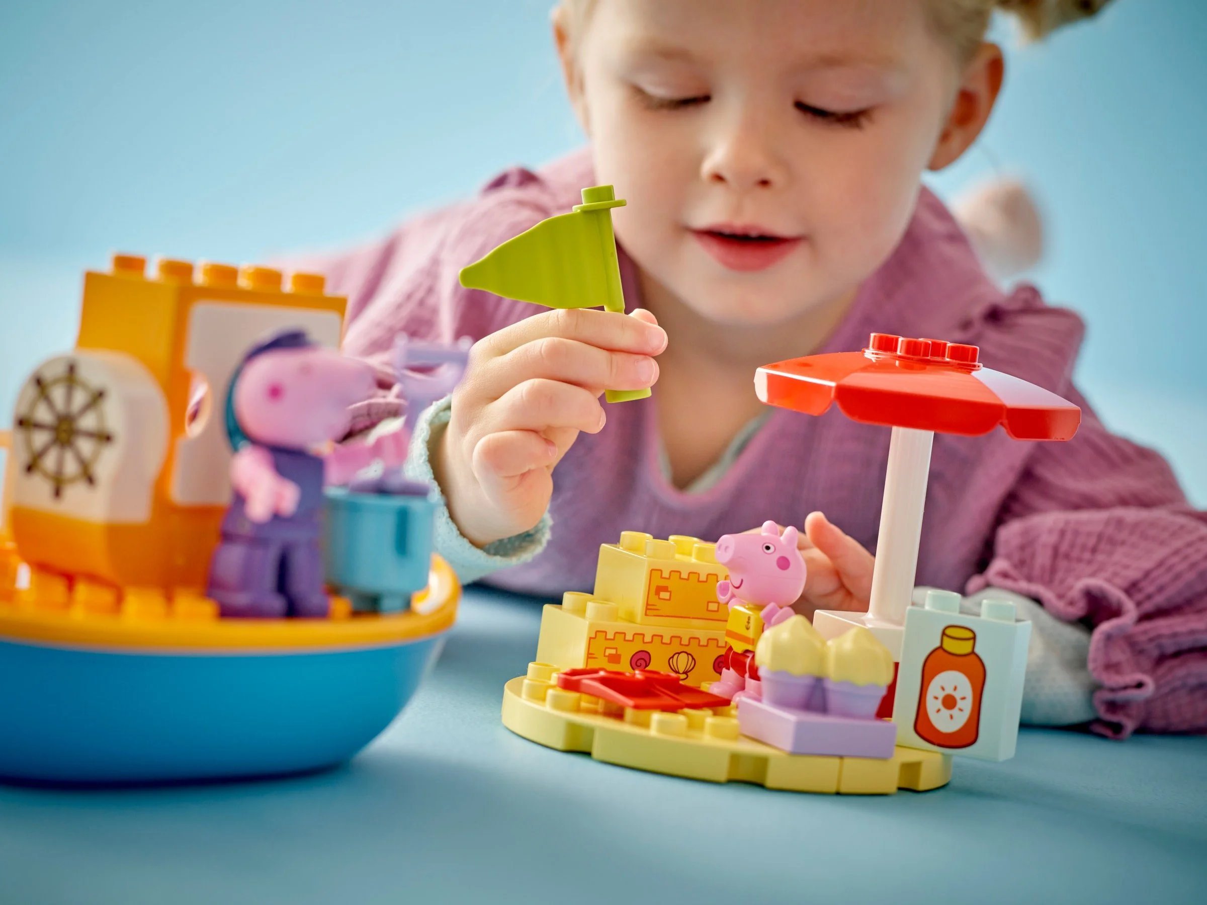 Piggy Paige travels by boat 乐高 LEGO 10432 image 4