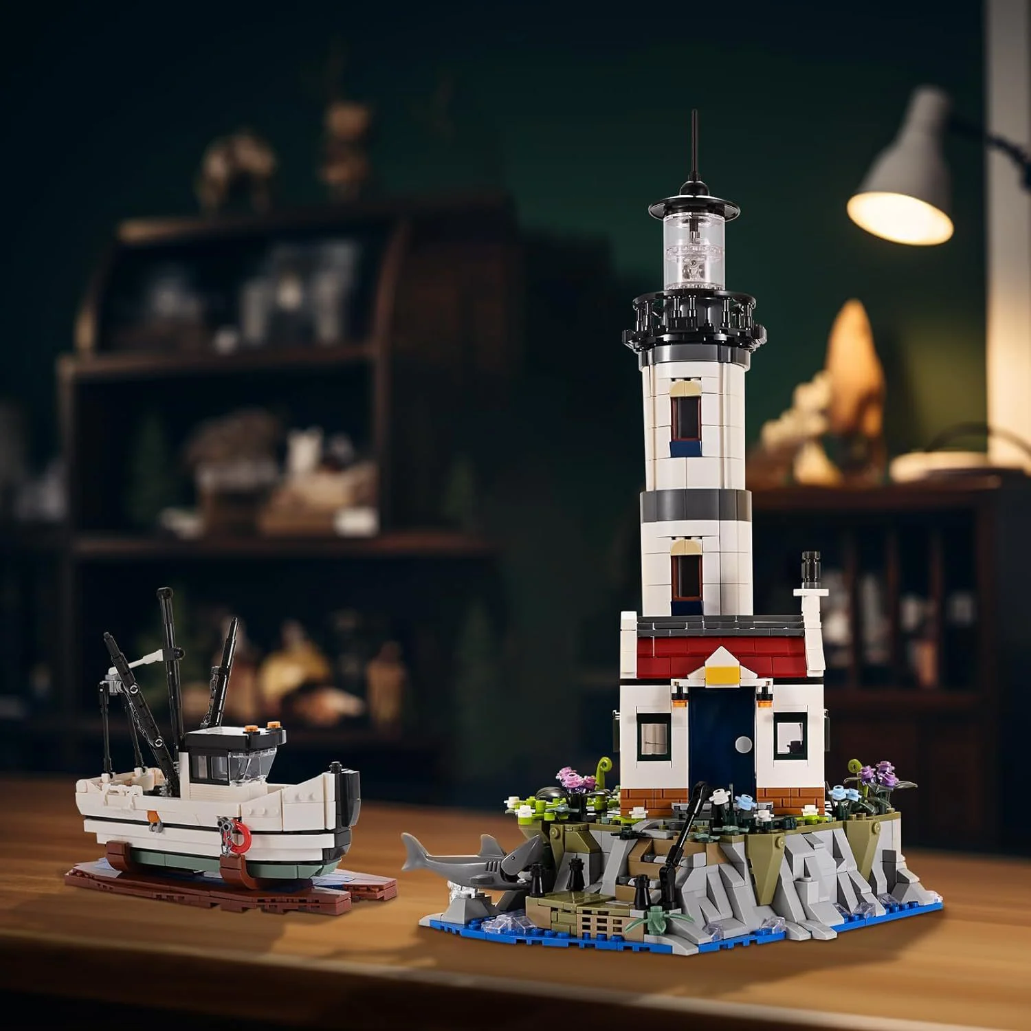 Lighthouse, shrimp boat 无牌 92207 image 3