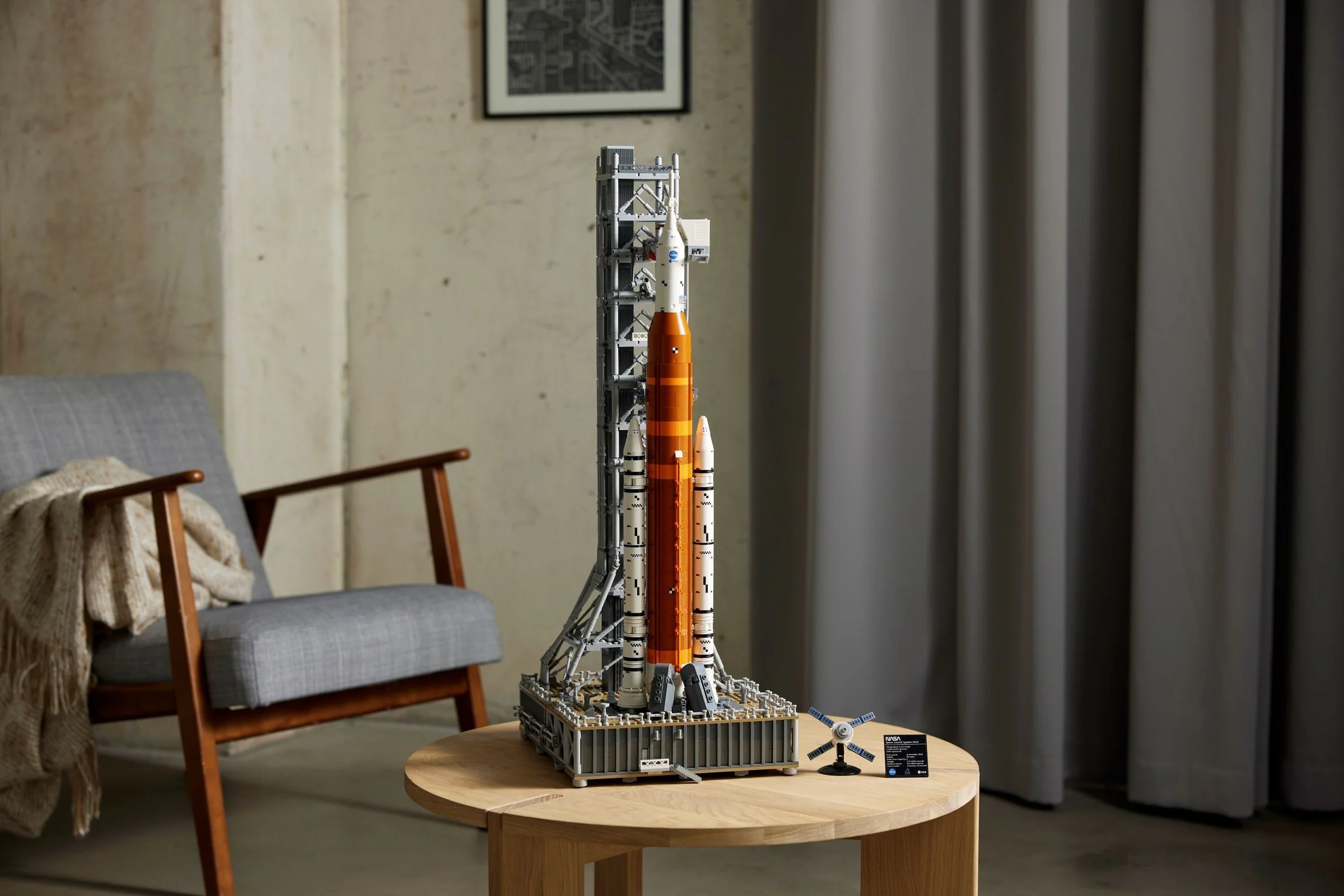 NASA ARTEMIS SPACE LAUNCH SYSTEM 乐高 LEGO 10341 image 8