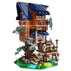 Four Seasons Tree House