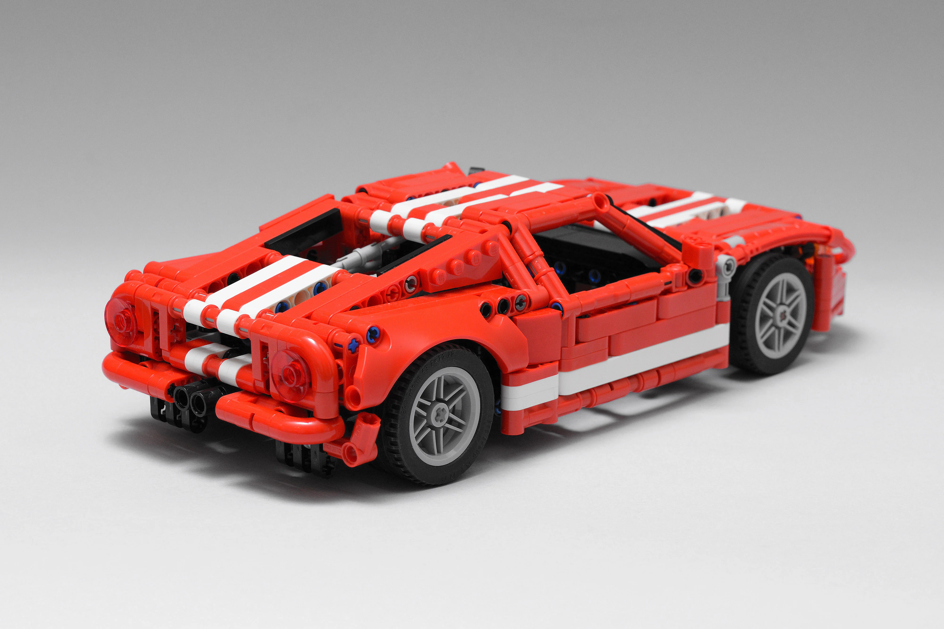 Ford GT 1/16 MOC-42772 image 6
