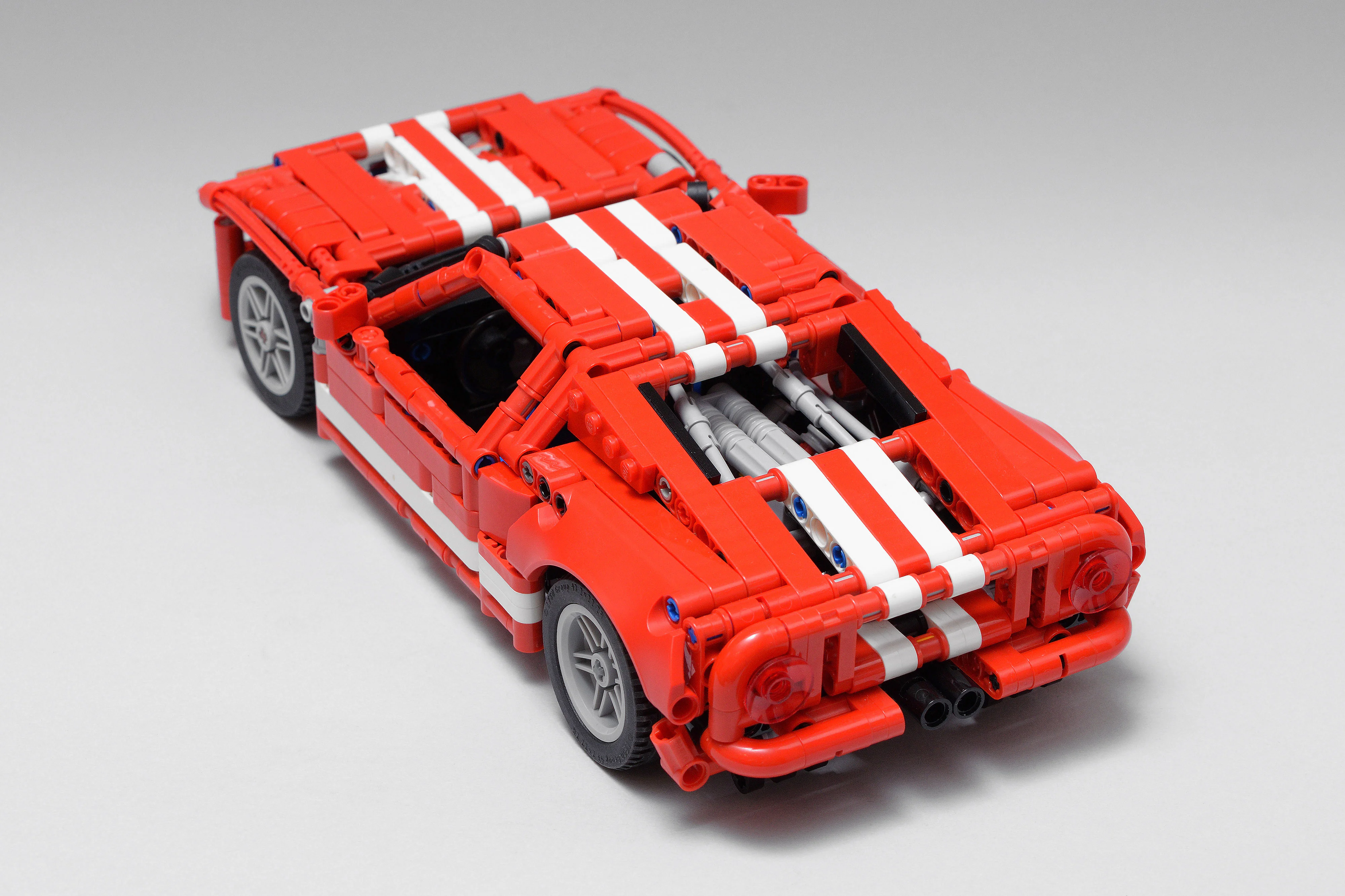 Ford GT 1/16 MOC-42772 image 7