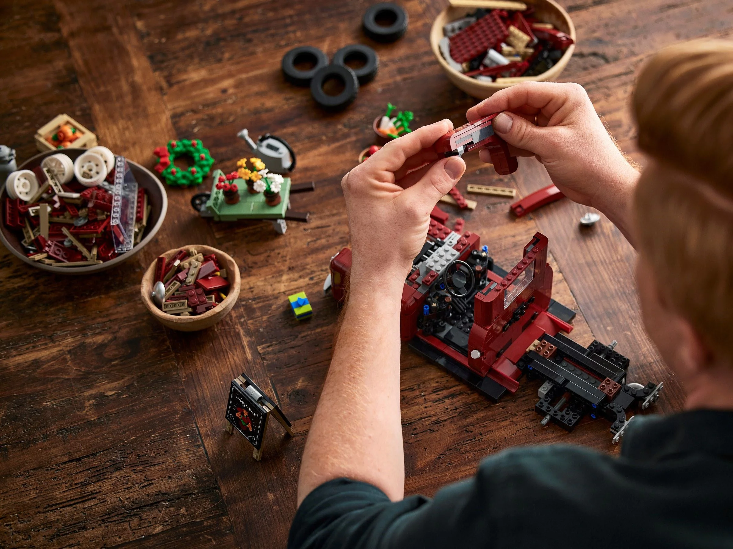 Picard 乐高 LEGO 10290 image 19