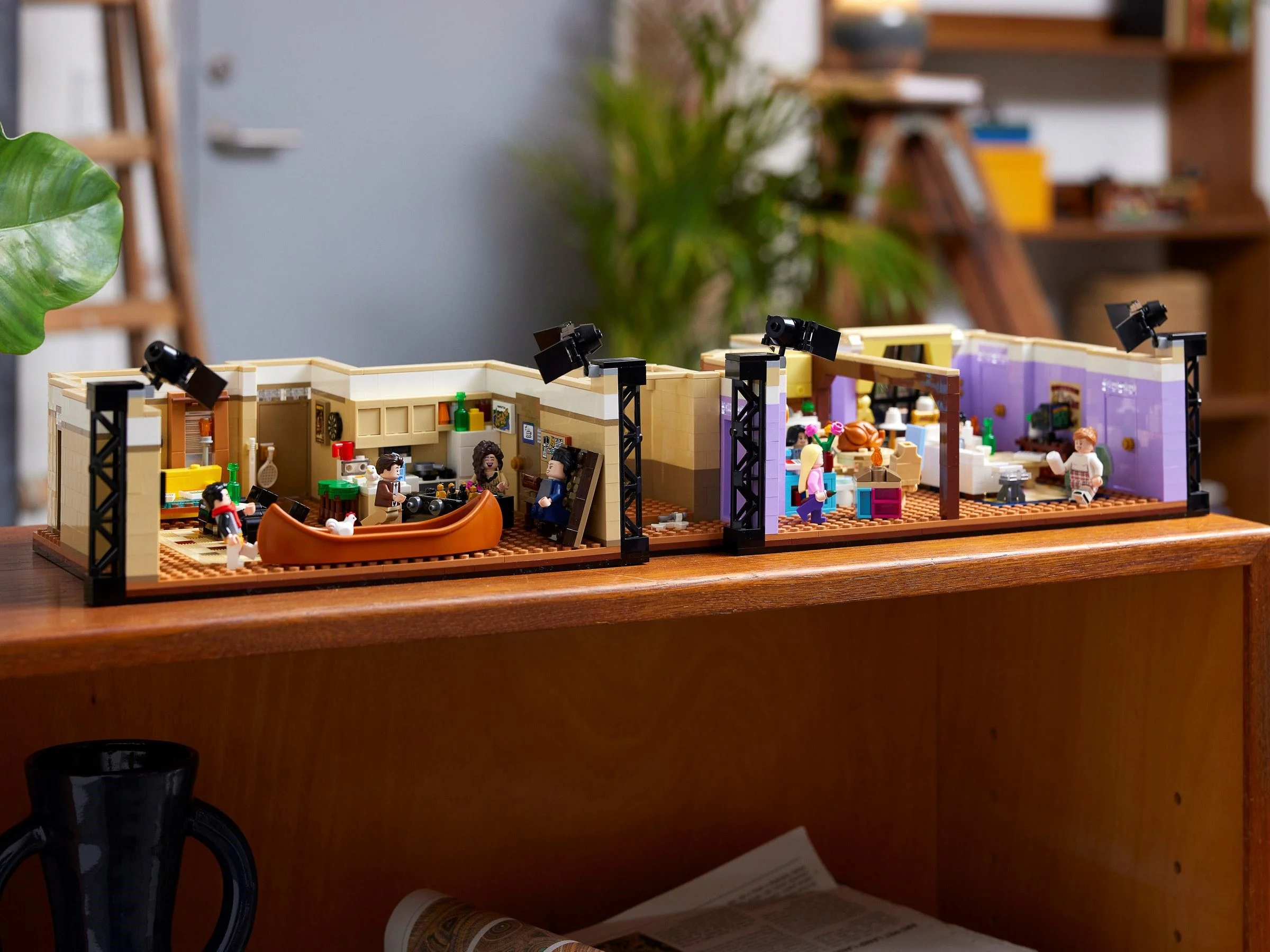 Old friend: Monica and Rachel's apartment 乐高 LEGO 10292 image 58