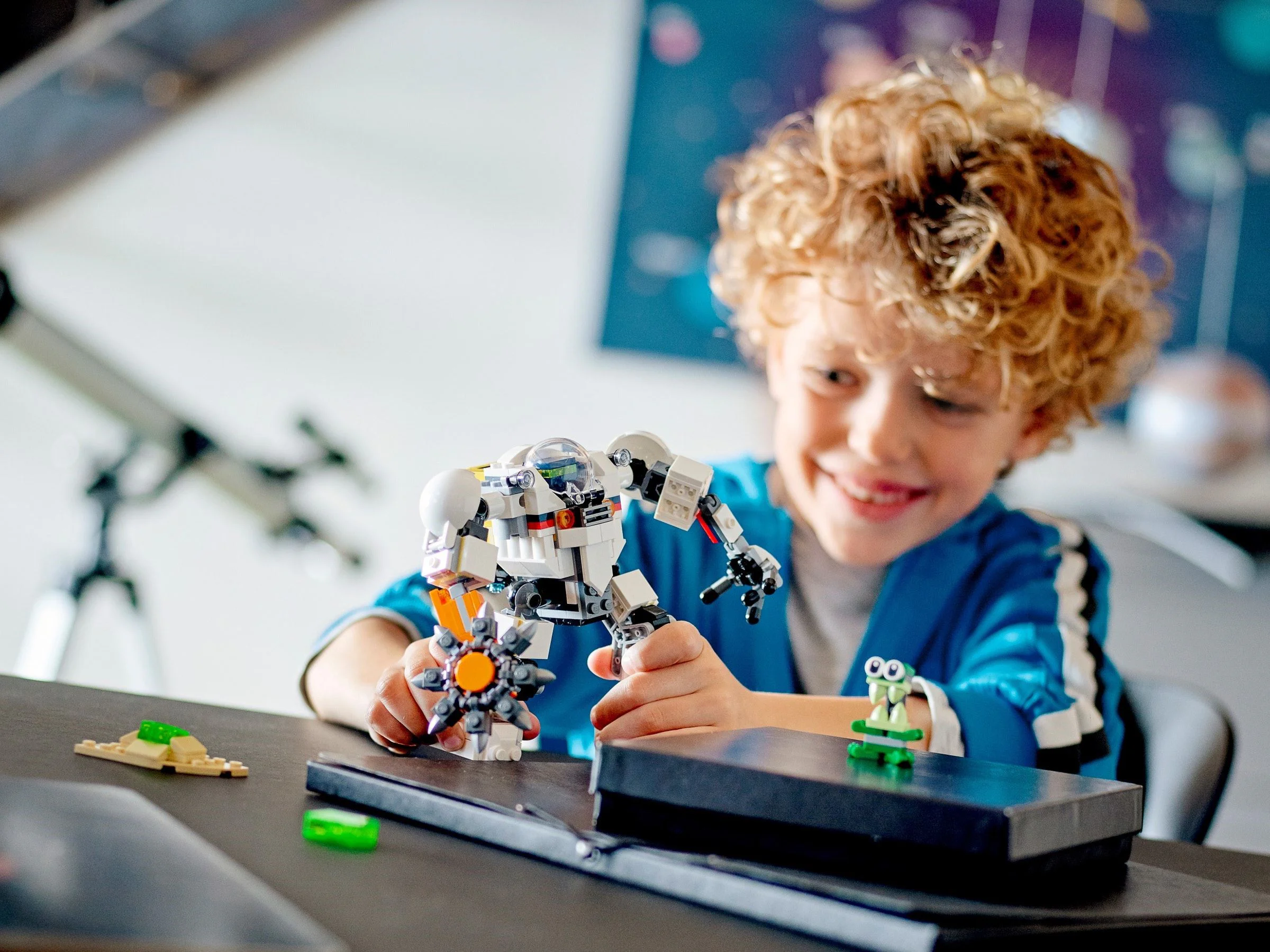 Space mining machine armor 乐高 LEGO 31115 image 6