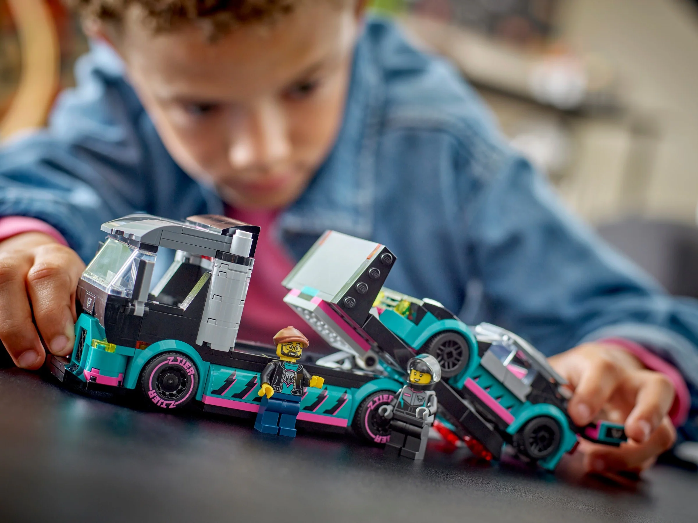 Race and automobile transport vehicles 乐高 LEGO 60406 image 10