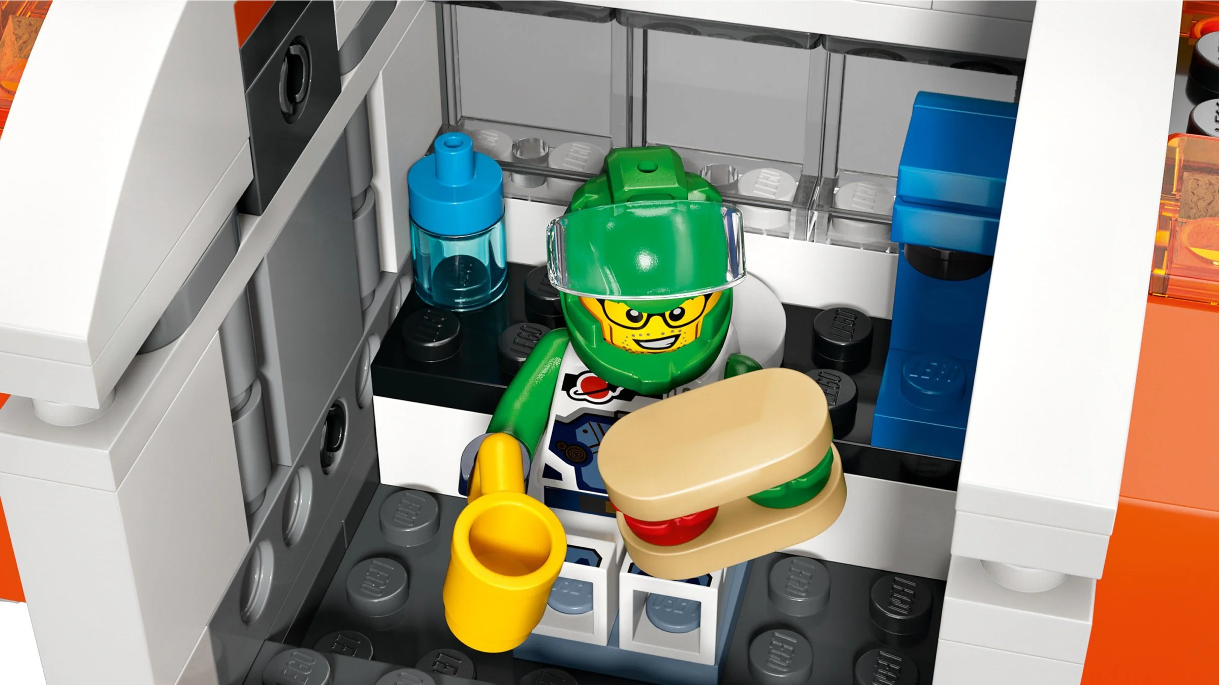 Space station LEGO 60433 image 8
