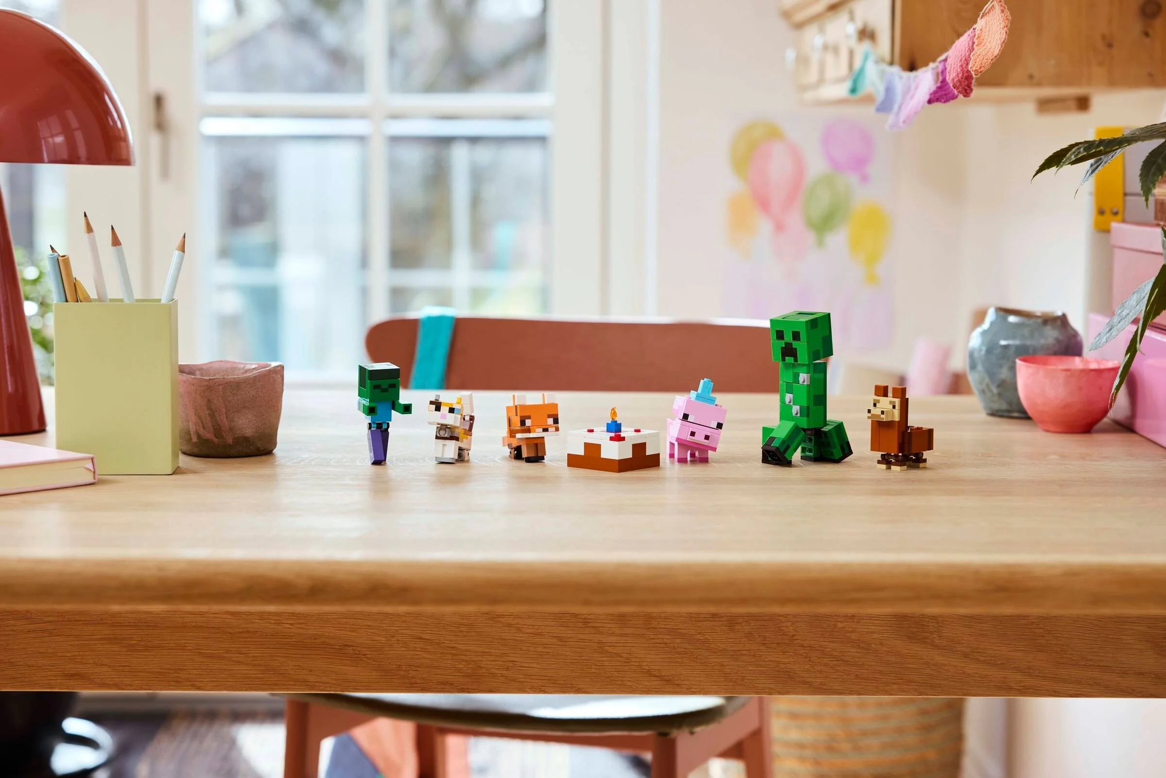 Pig baby birthday party 乐高 LEGO 21281 image 4