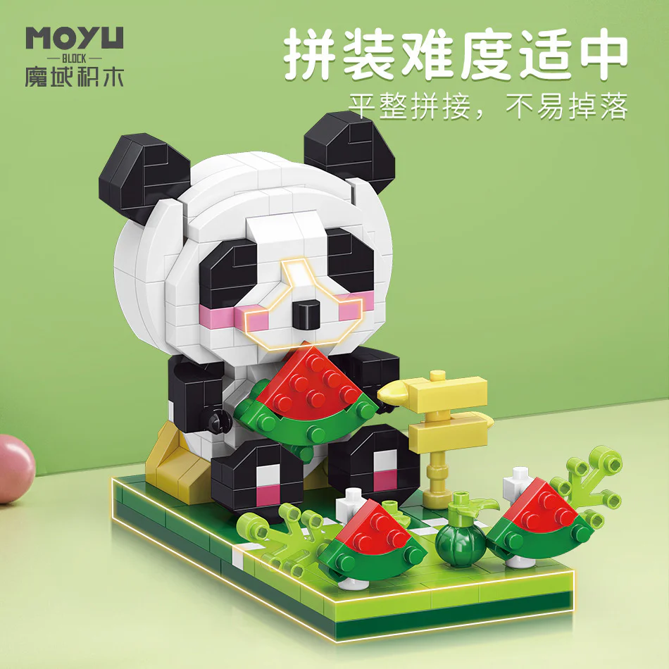 Panda putting up a stand: a watermelon panda 魔域积木 MOYUBLOCK MY93017 image 2