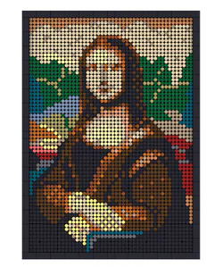 Mona Lisa smiles