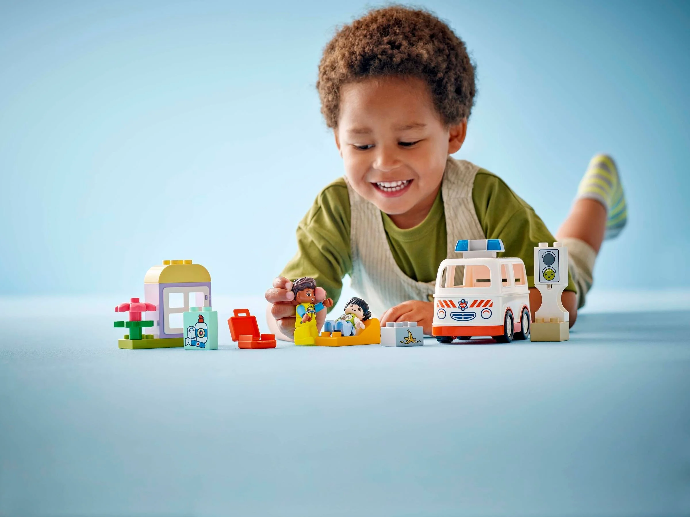 Ambulance emergency 乐高 LEGO 10447 image 7