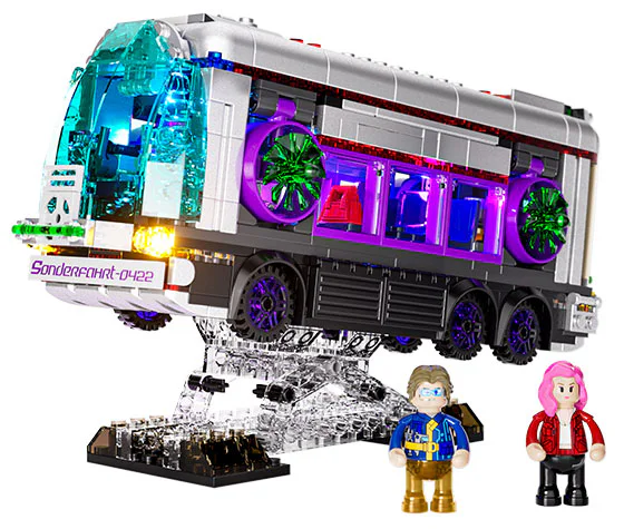 Saberunk: The bus of the future Amazing/Brick F9060