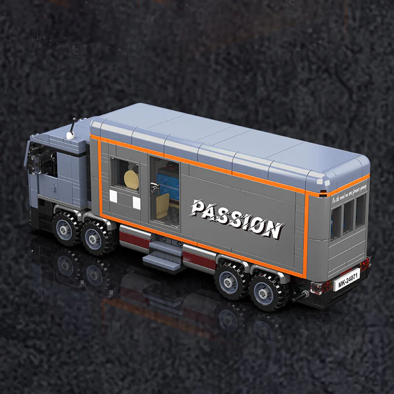 Heavy truck 宇星模王 MOULDKING 24071 image 3