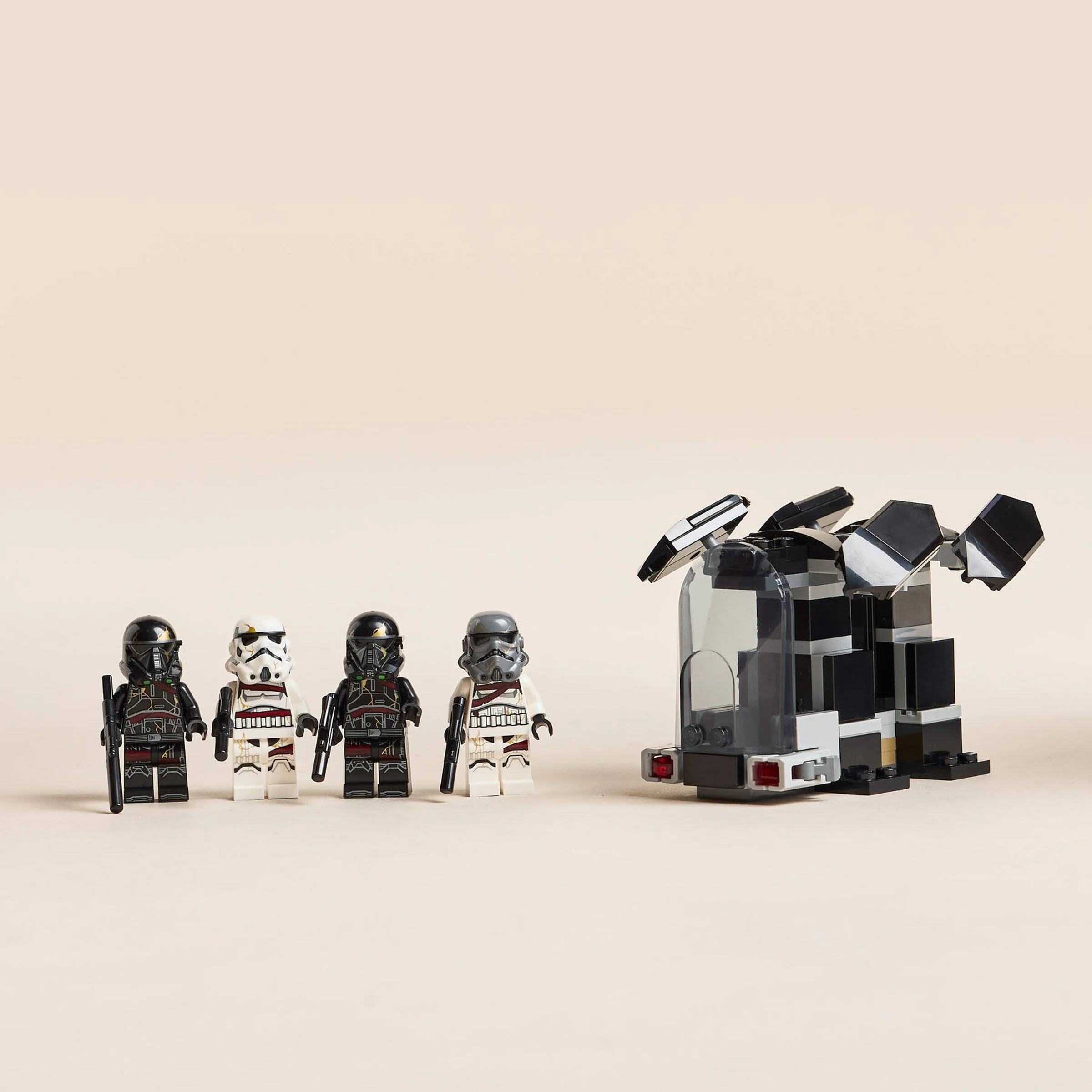 Death soldiers and night soldiers fighting bags 乐高 LEGO 75412 image 9