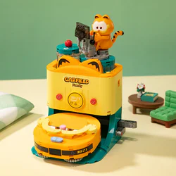 Garfield Cat, funny machine 2.0: Supermassive ground-cleaning robot
