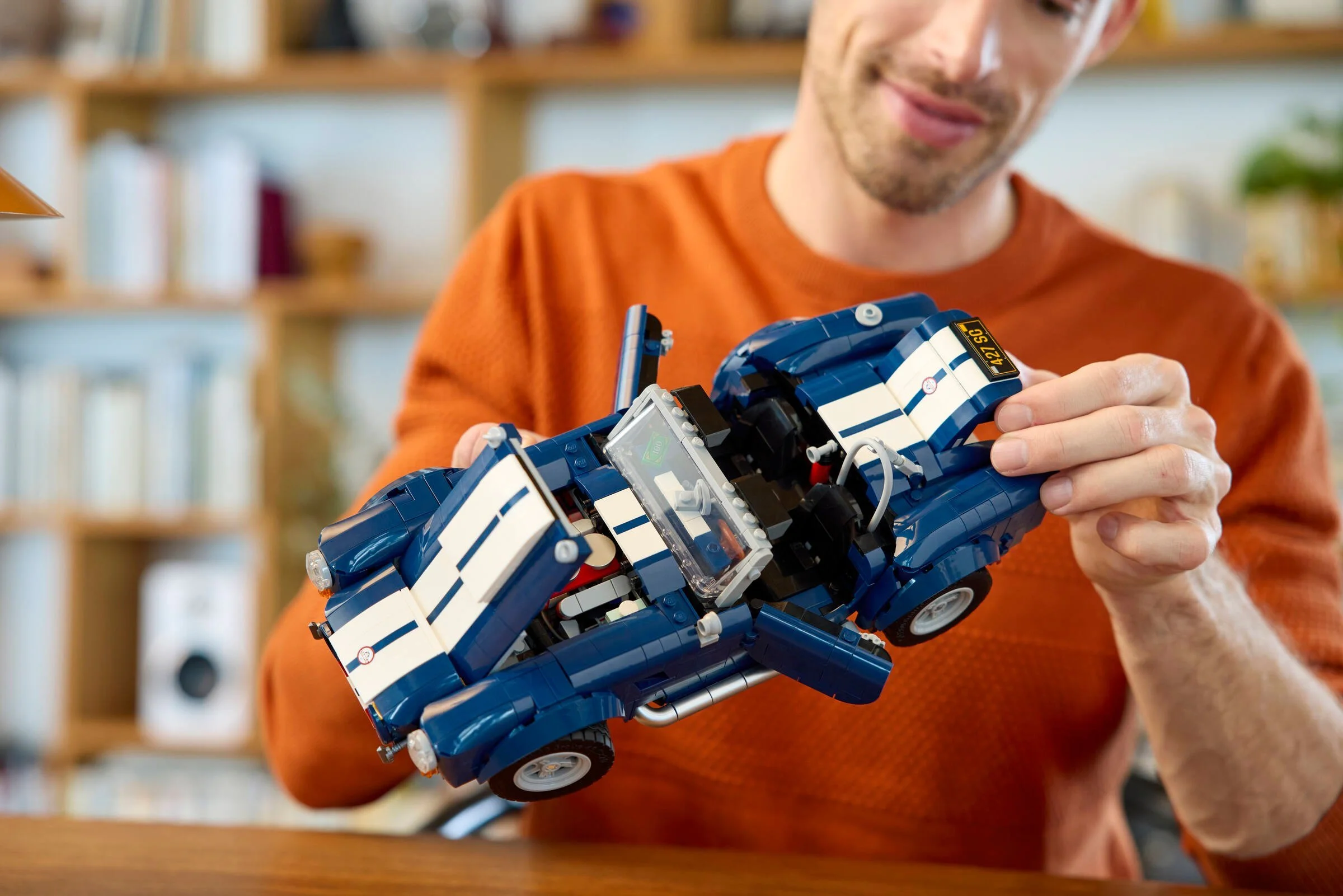 SHELBY COBRA RACER 427 S/C 乐高 LEGO 10357 image 8