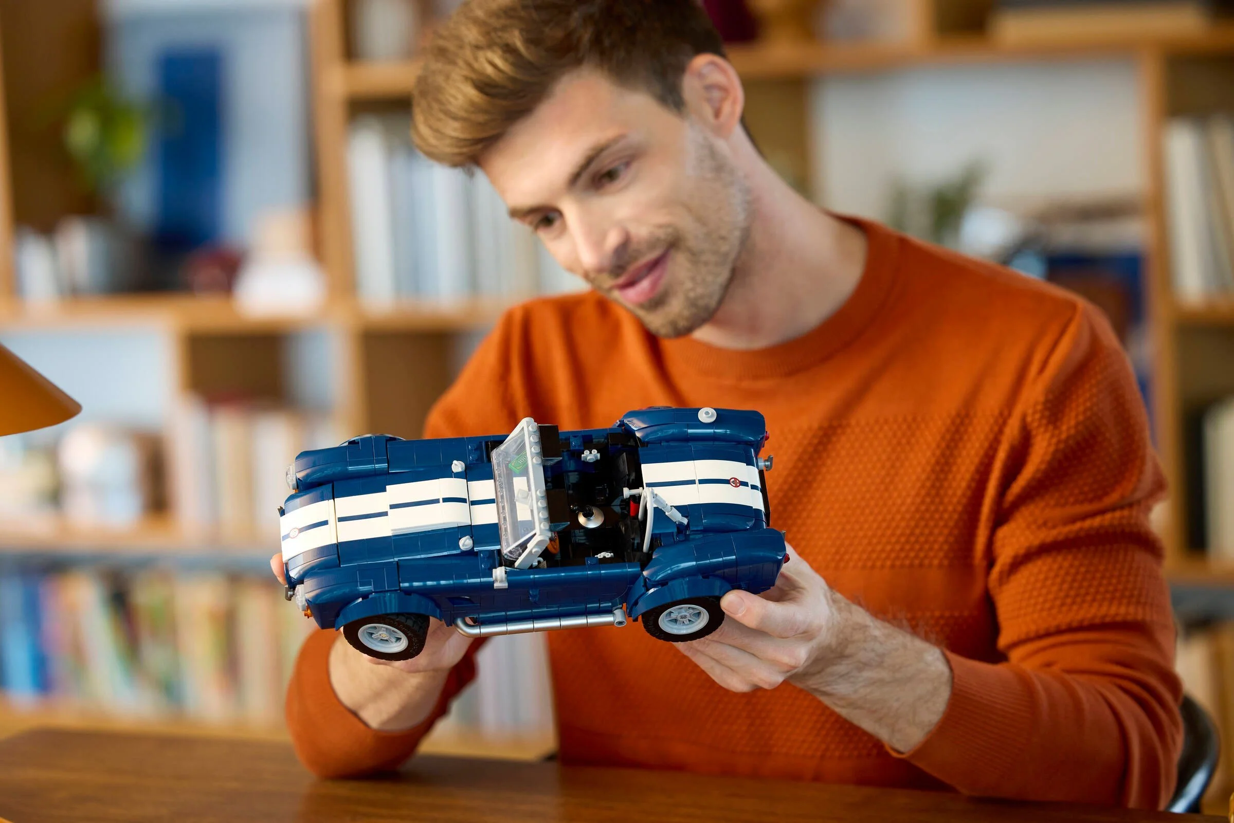 SHELBY COBRA RACER 427 S/C 乐高 LEGO 10357 image 12