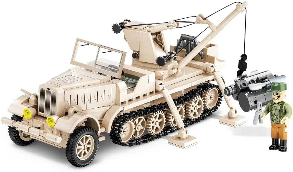 9/1 FAMO Logistics and Repair Crane Vehicle COBI 2281