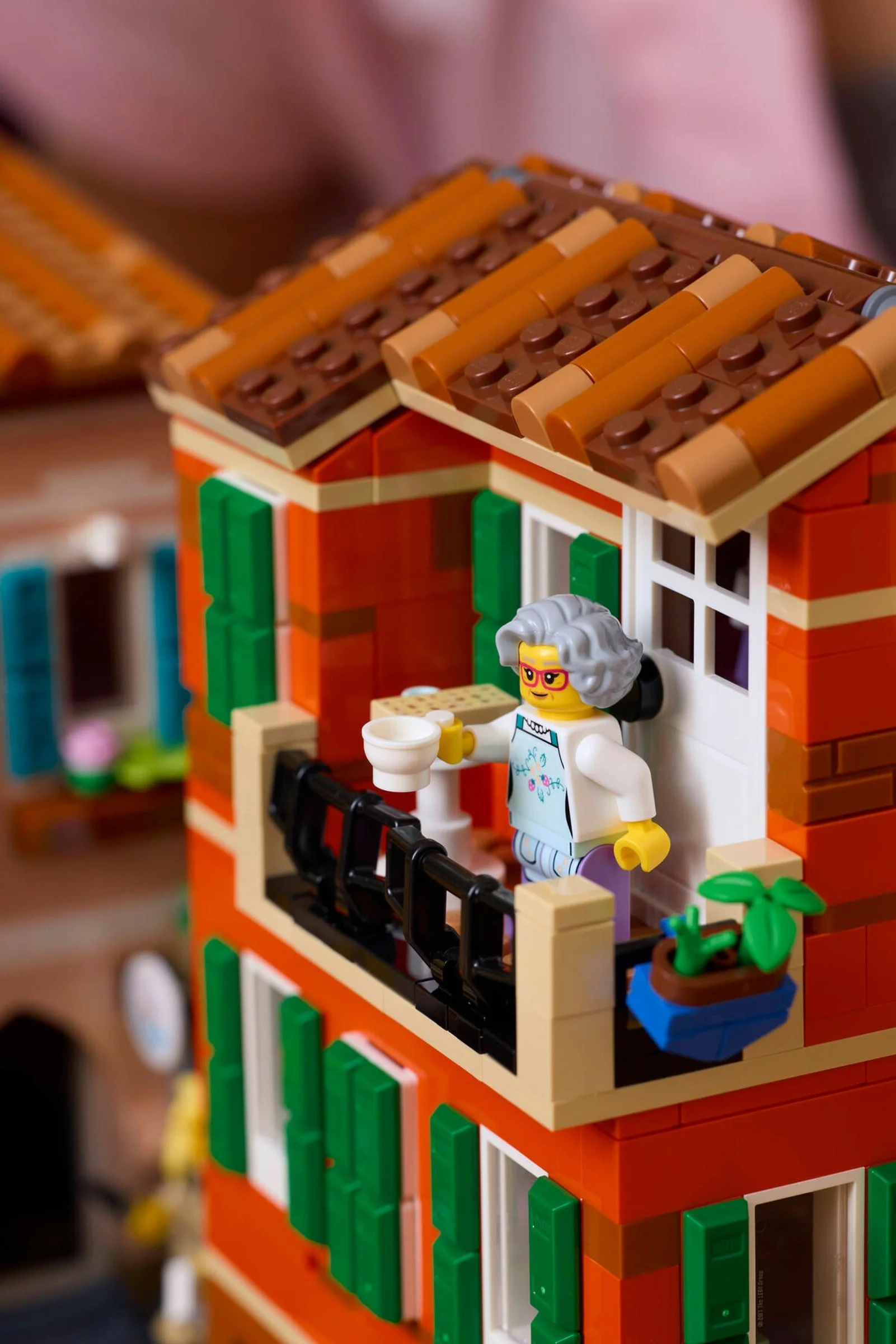 Italian Riviera LEGO 21359 image 8