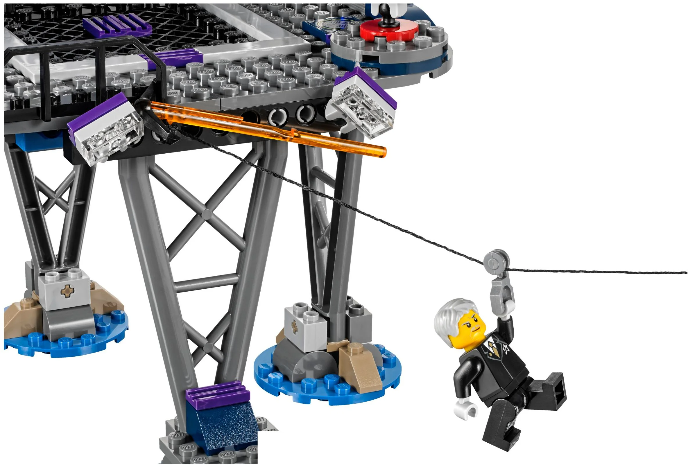 Super Spy: Reverse Matter Transmission Base 乐高 LEGO 70172 image 6