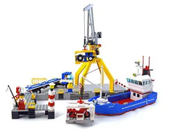 Ship: Port terminal