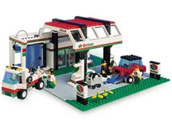 Convenience Store: Gas Station and Car Wash Service