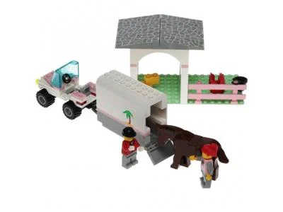 Vacation Paradise: Happy Holidays and Sunshine Stadium 乐高 LEGO 6405