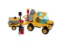 Public maintenance: road maintenance vehicle