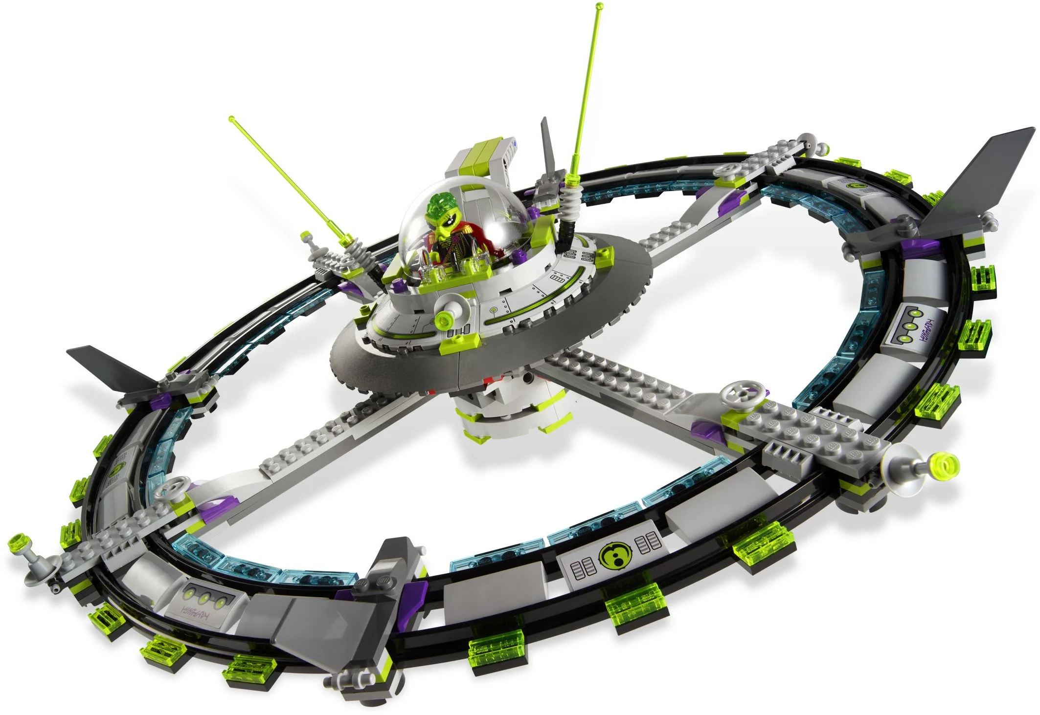 Alien Conquerion: Alien Carriers LEGO 7065 image 7