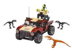 Dinosaur attack: Hammer and mutant lizard
