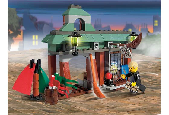 Secret room: Harry Potter: High-quality Quidditch Store 乐高 LEGO 4719