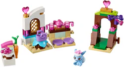Disney: Barry's kitchen