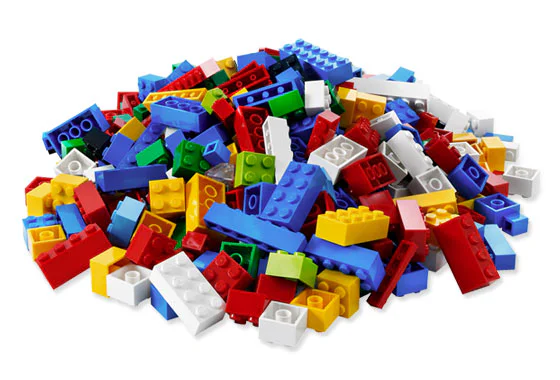 Creative spelling: the 50th anniversary suit 乐高 LEGO 5522 image 2