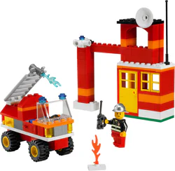 Creative Construction: Fire Engine Building Set