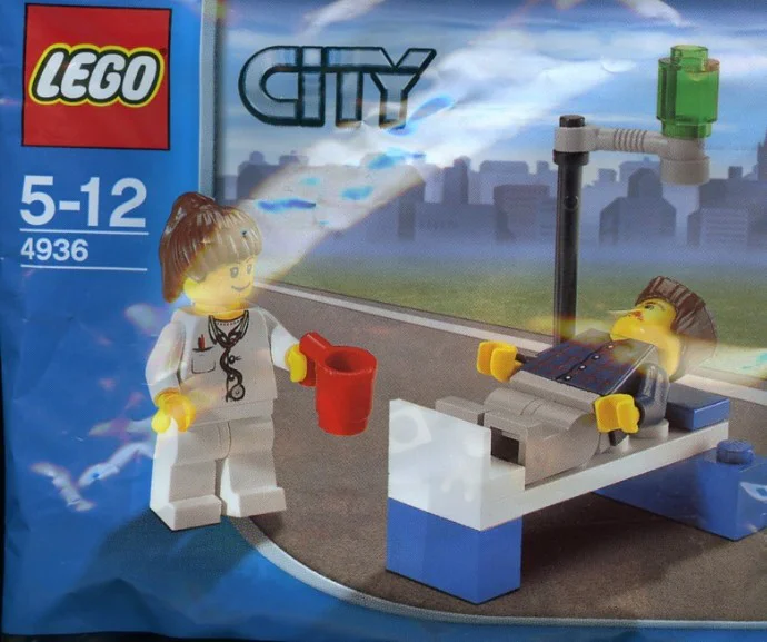 Medical care: doctors and patients 乐高 LEGO 4936 image 1