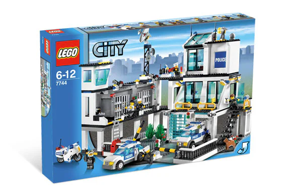 Police Headquarters 乐高 LEGO 7744 image 2