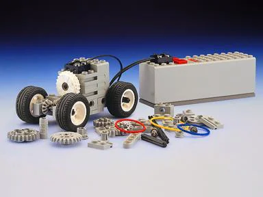 Power team motor suit 乐高 LEGO 8735 image 2