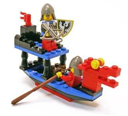 Castle: Black Knight: Battle Dragon Boat