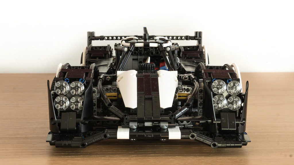Porsche 919 hybrid. MOC-5530 image 6