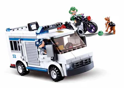 All-out police operation: Forensic detective transport car