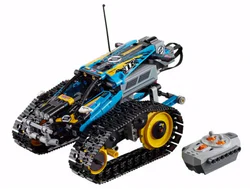 Remote-controlled stunt car
