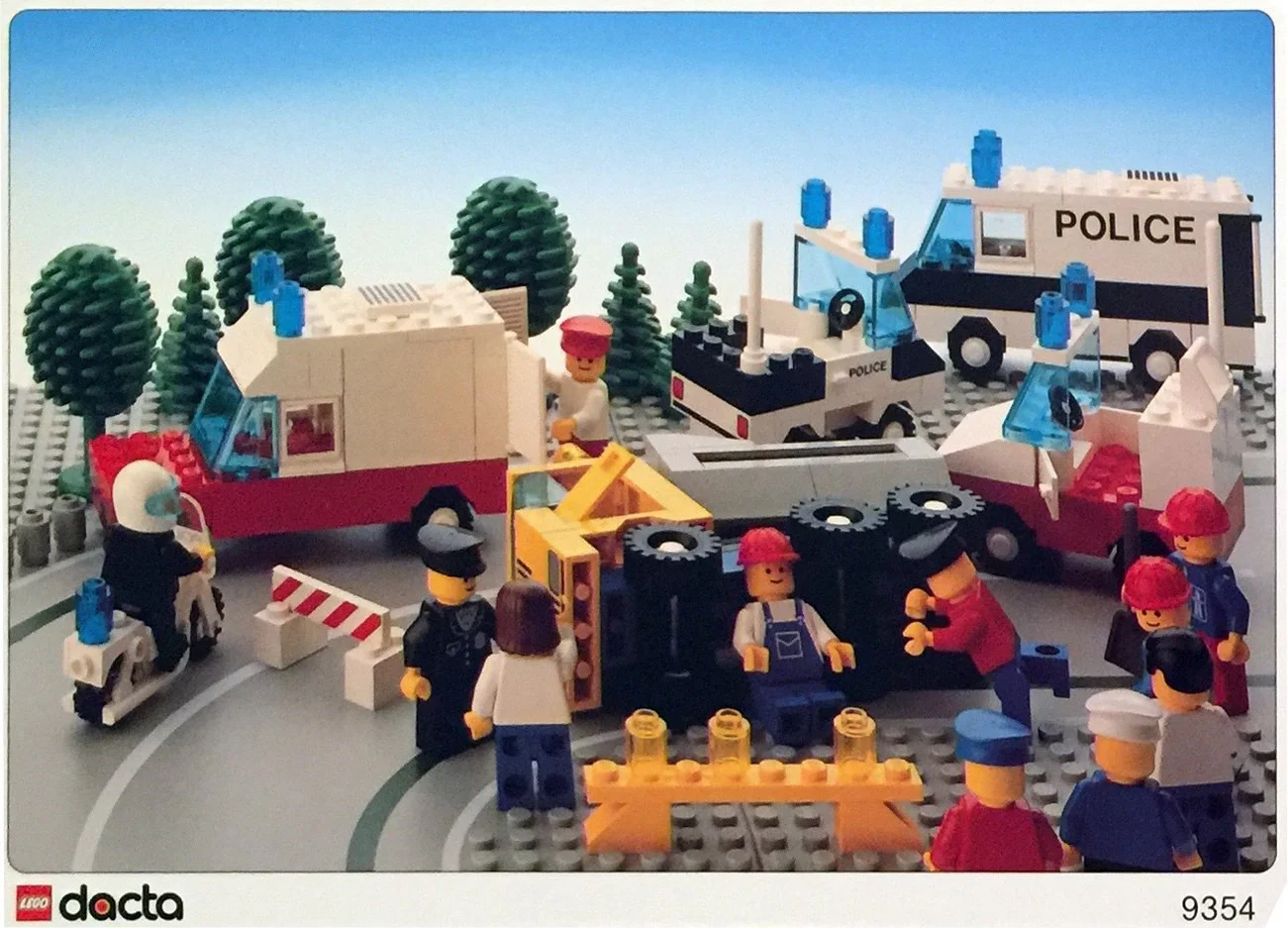 Neighborhood Road Music 乐高 LEGO 9354 image 3
