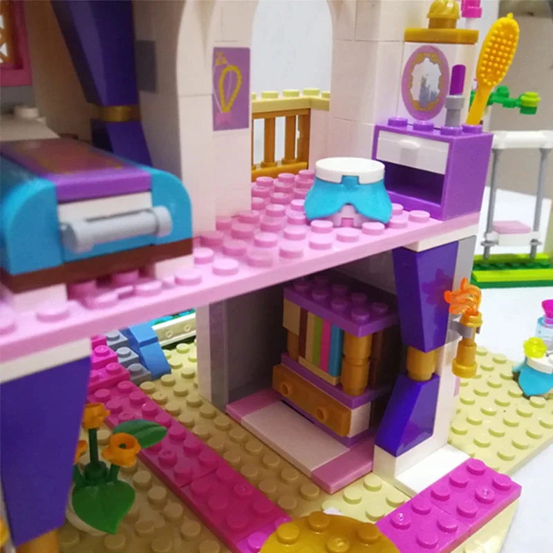 Cinderella's Romantic Castle 180070 image 6